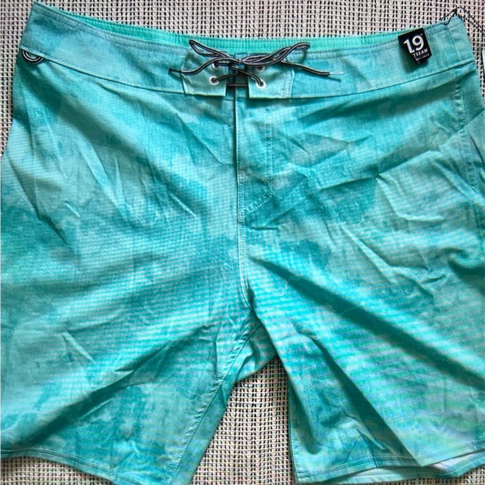 Reef board shorts size 36